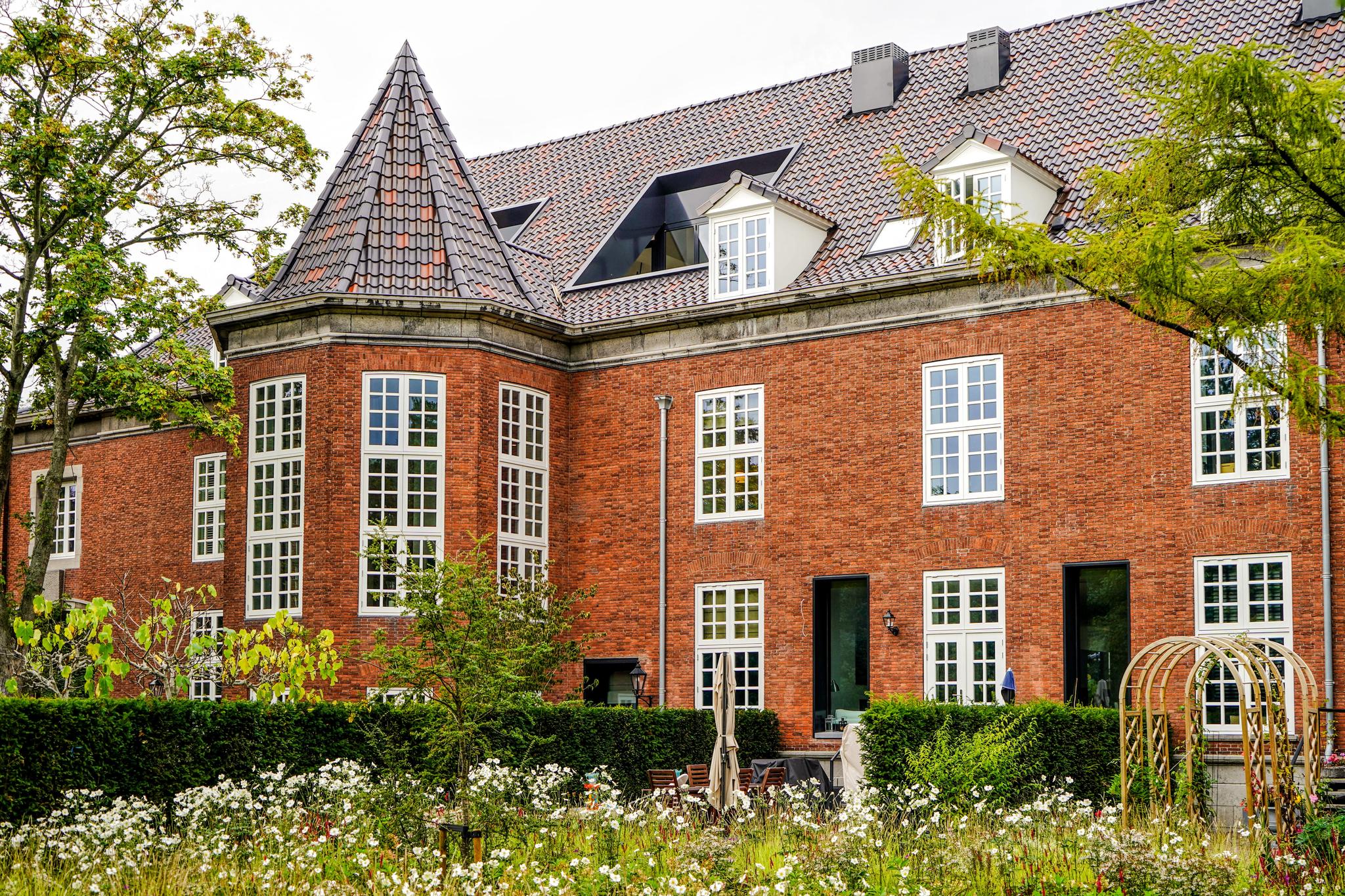 Image of 'S-GRAVENHAGE, Therese Schwartzestraat 111