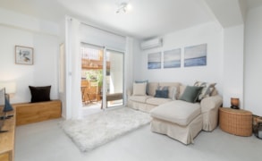 Mislata Valencia, Calle Antonio Aparisi 13 image