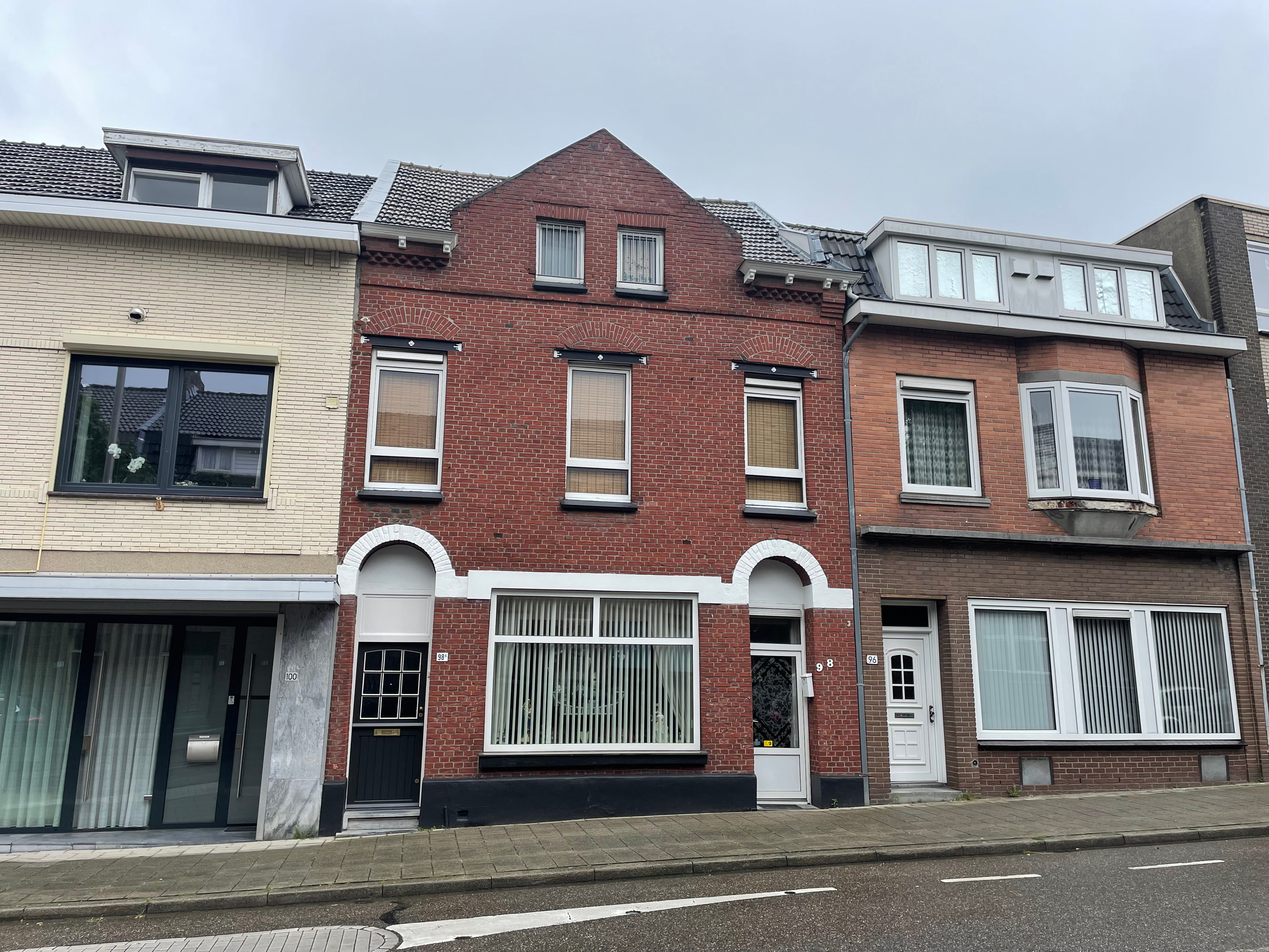 Kerkrade, St. Pieterstraat  98 98A image