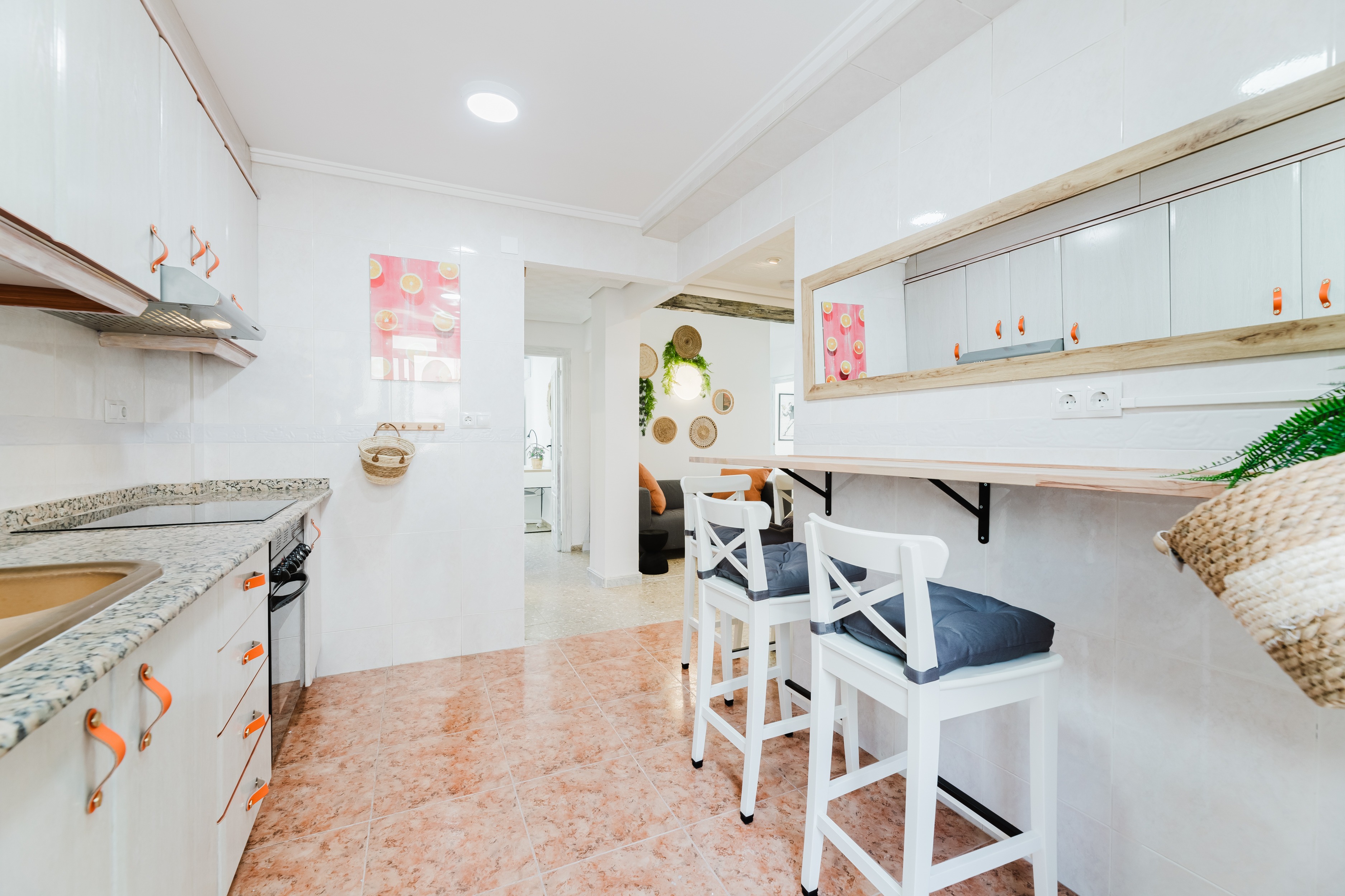 Valencia, Carrer del Teide image