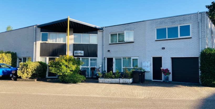 Almere, Kweekgrasstraat 21 , 23 & 23A image
