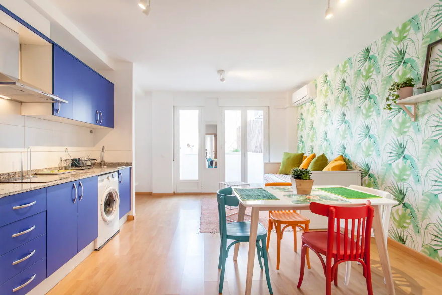 Valencia, Calle de Denia 68 image