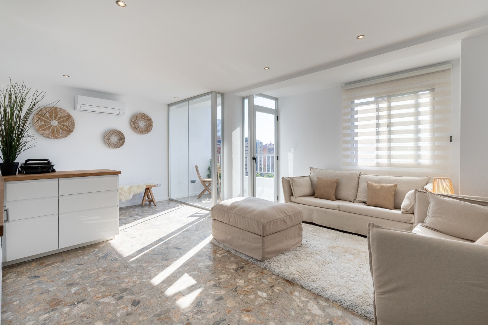 Valencia, Calle Pintor Maella 7 image