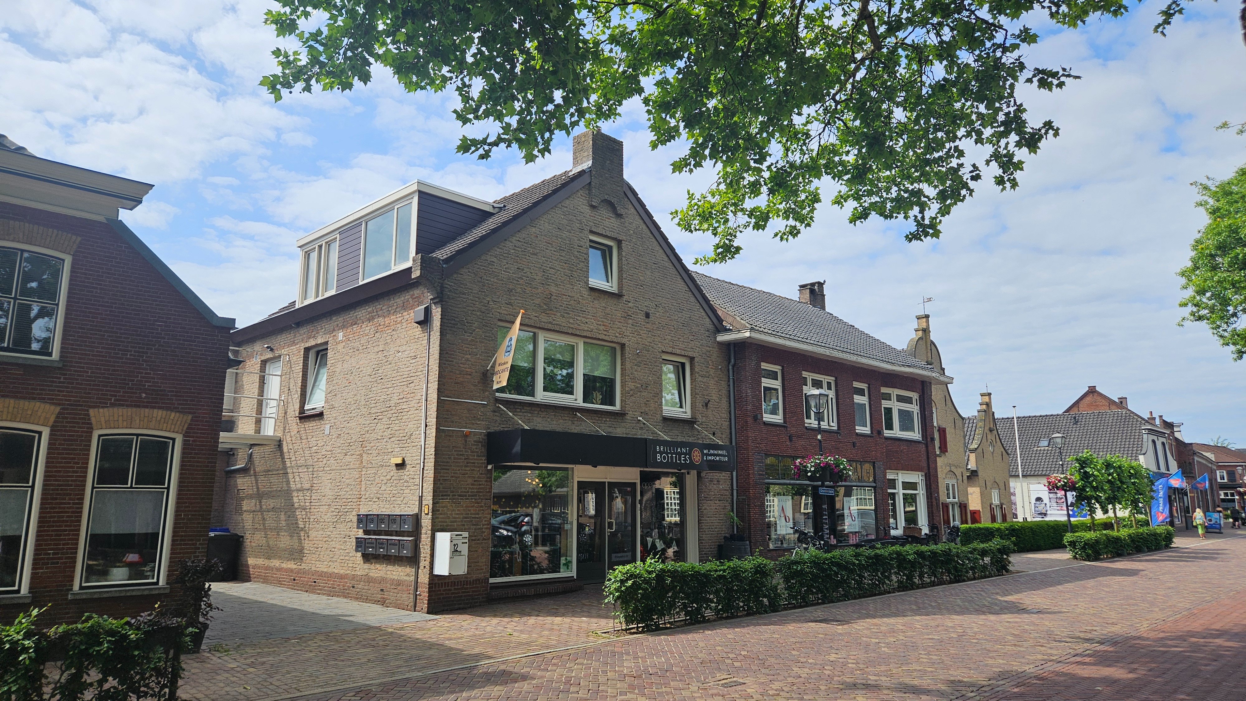 Loon op Zand, Oranjeplein 12 , 12A, 12B, 12C & 12D  image