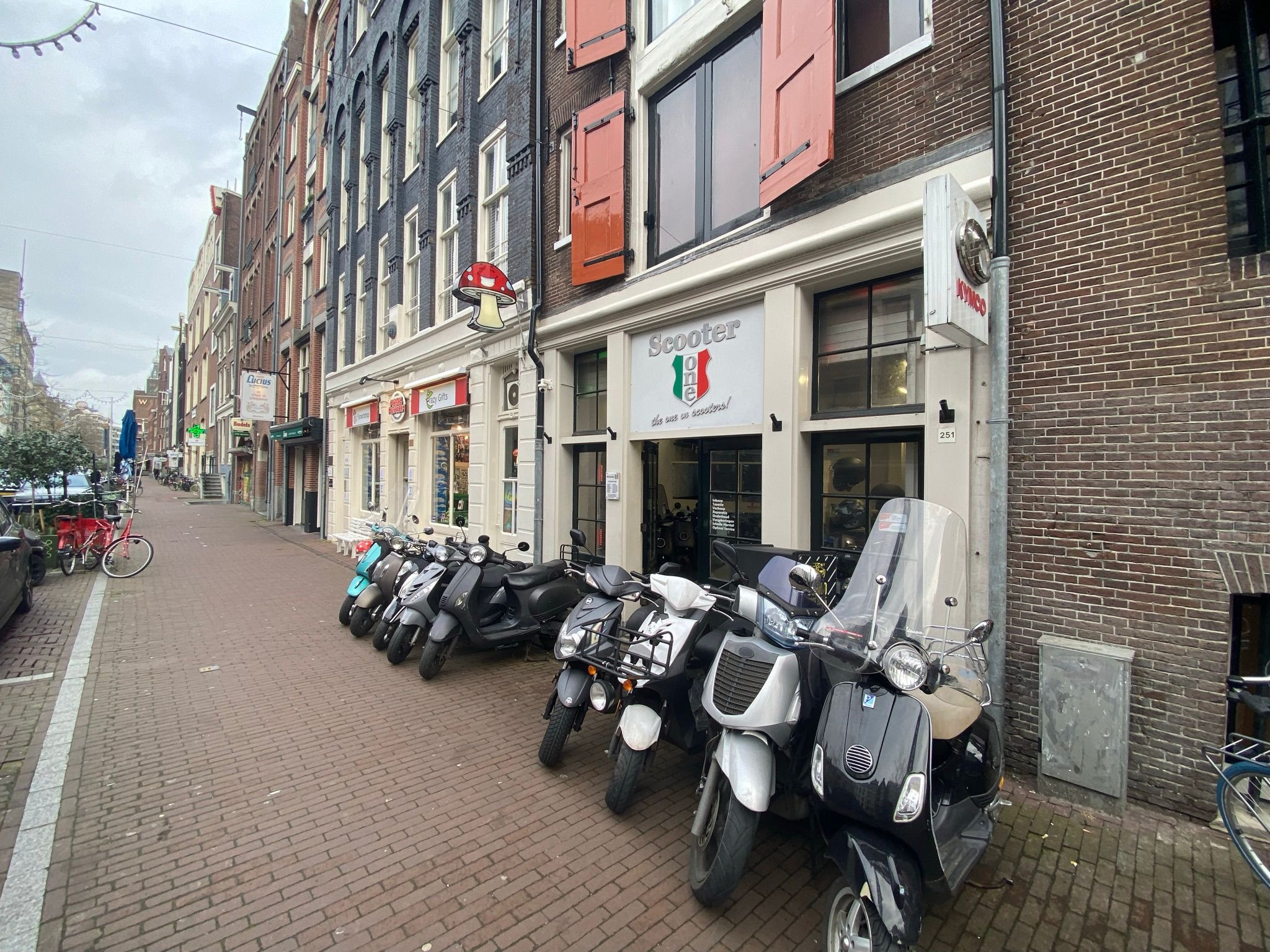 Amsterdam, Spuistraat 251 H image