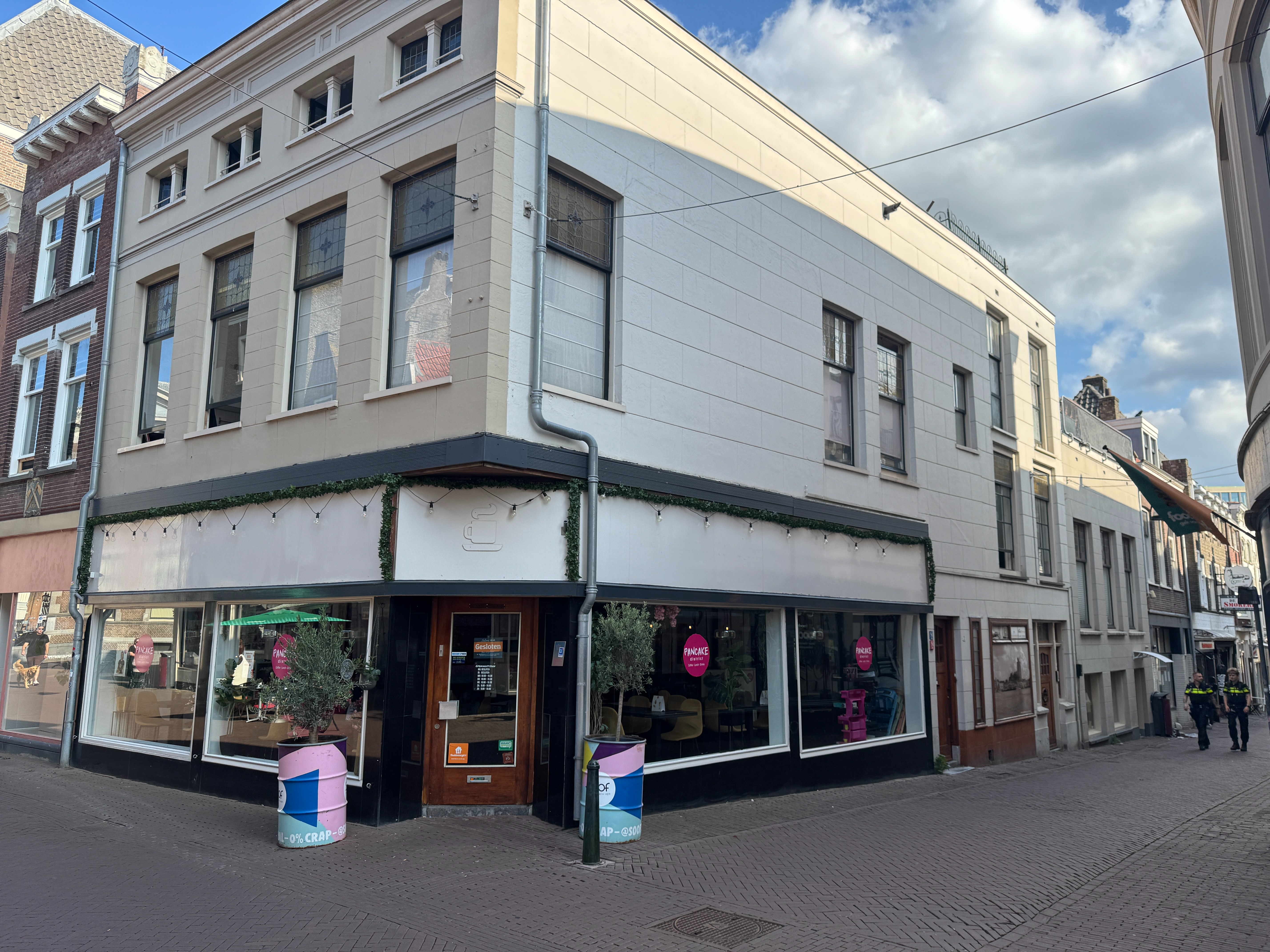 Dordrecht, Voorstraat 332 & Grote Spuistraat 2, 2a, 4, 4a image