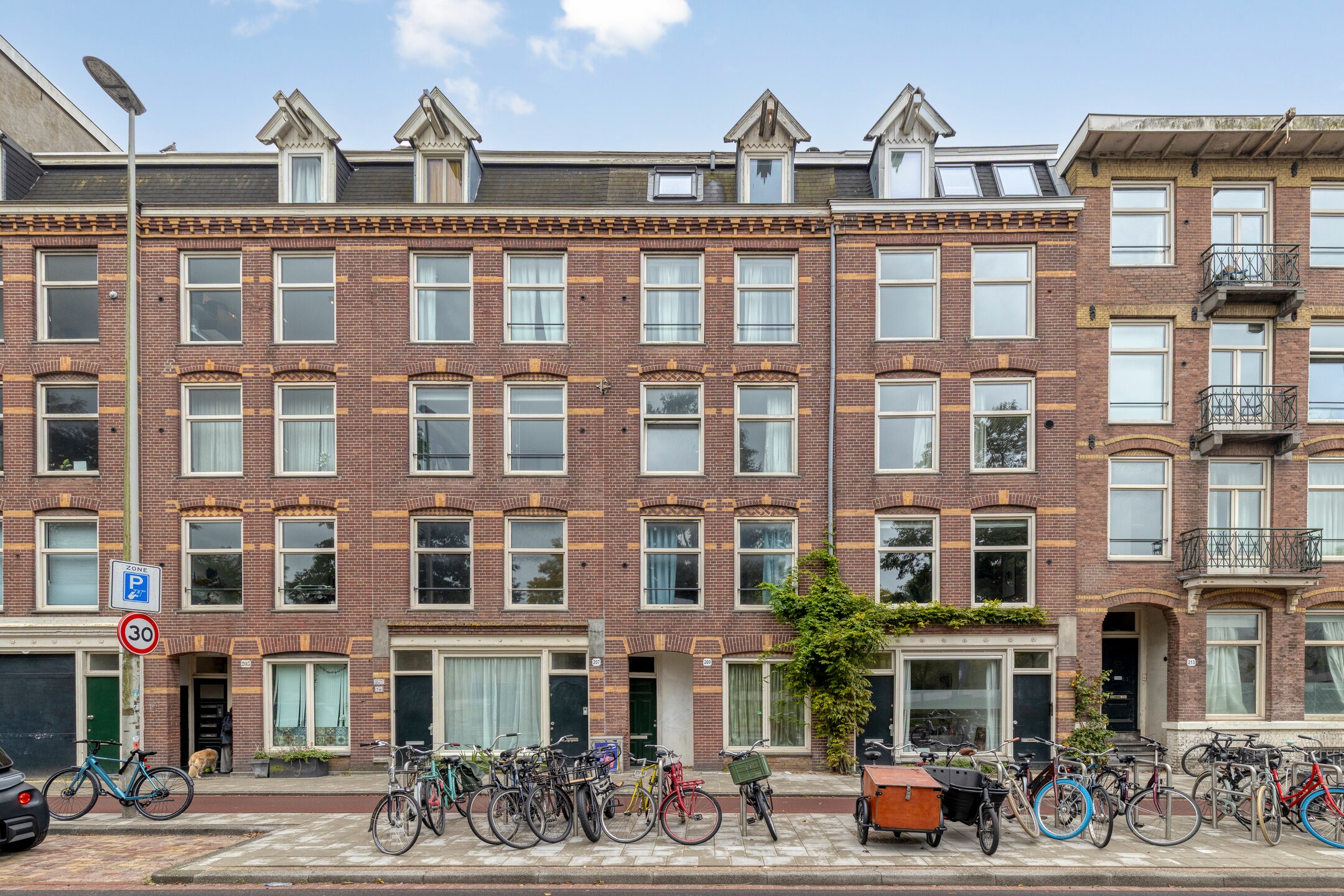 Amsterdam, Haarlemmerweg 209 image