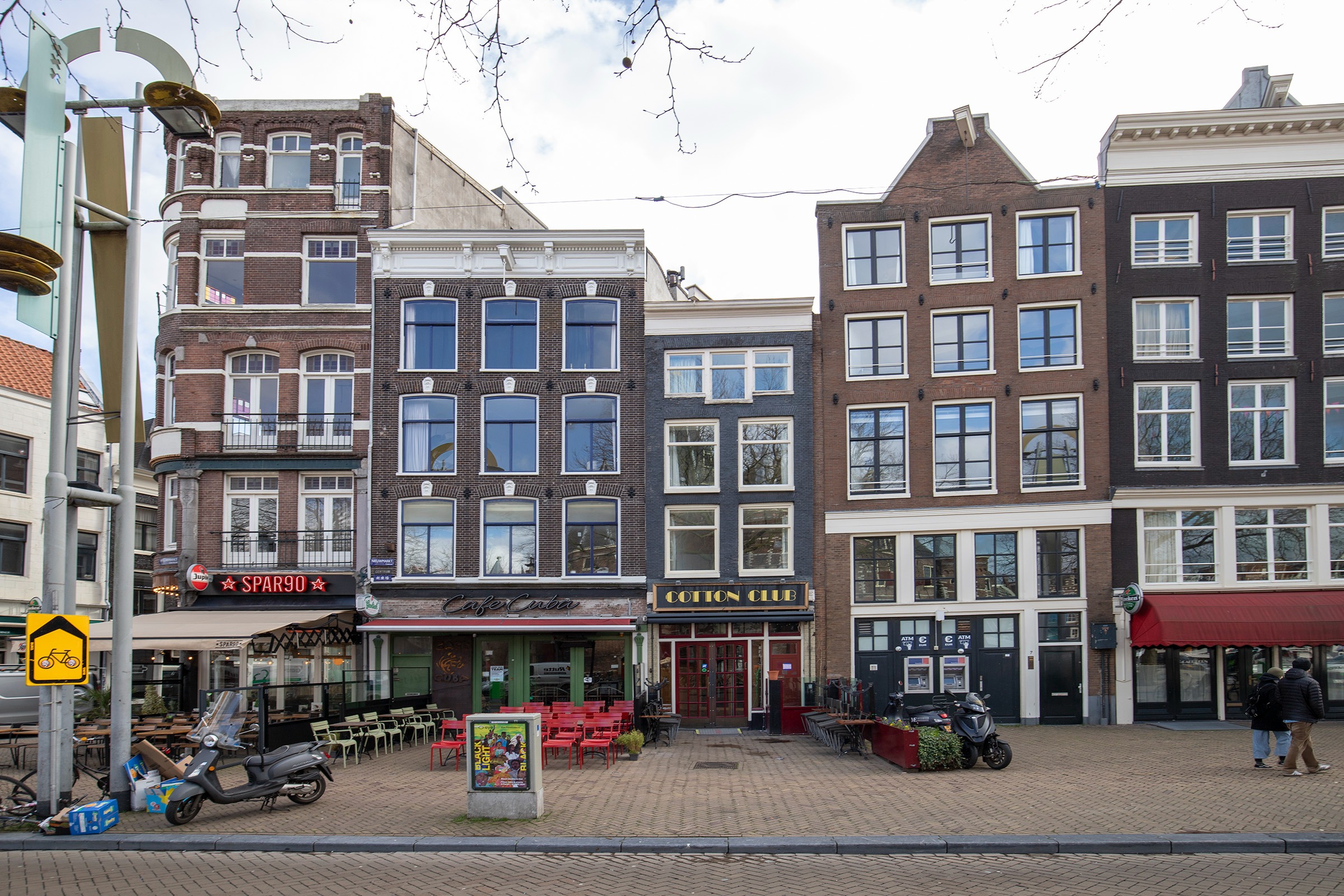 Amsterdam, Nieuwmarkt 5 -1, 5-2v & 5-2a image