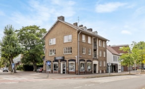 Weert, Louis Regoutstraat 2 image