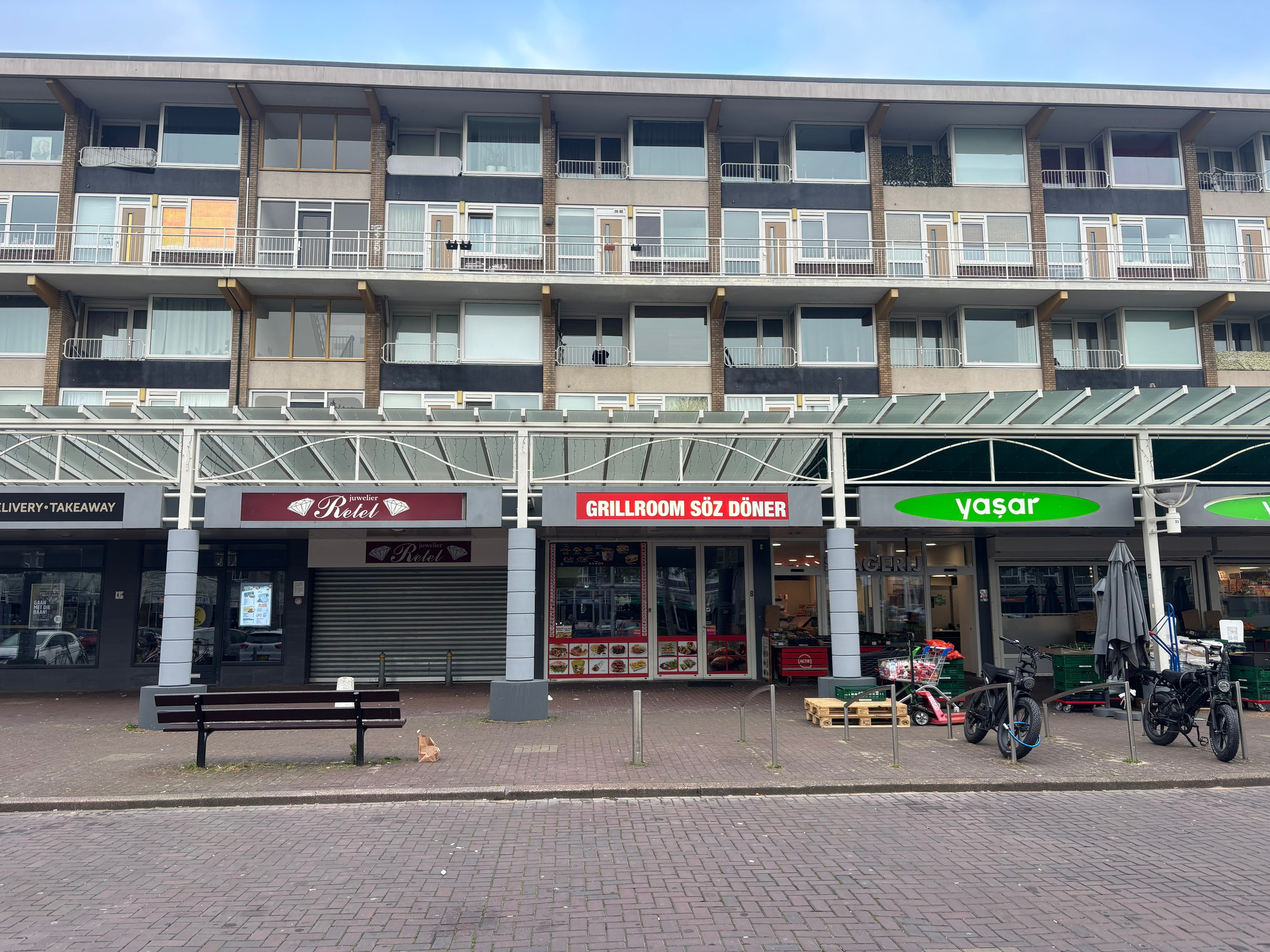 Dordrecht, Van Oldenbarneveldtplein 8 image